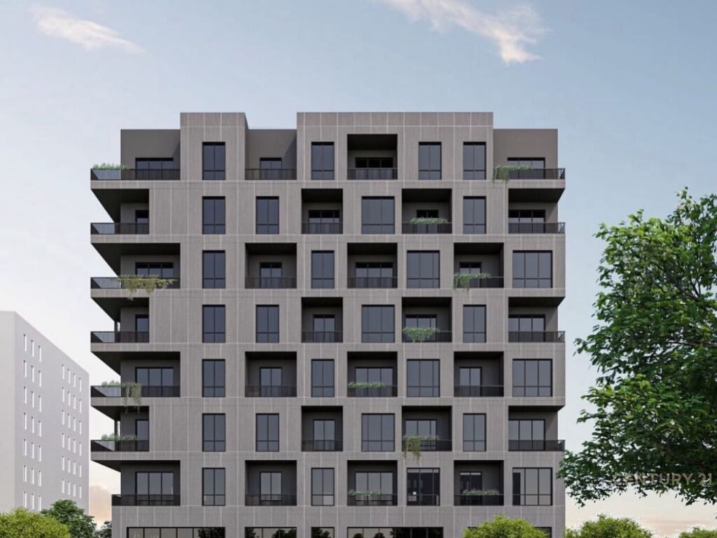 APARTAMENT NE SHITJE 1+1 TE KOMPLEKSI TUDAS ISH PARKU AUTOBUZAVE