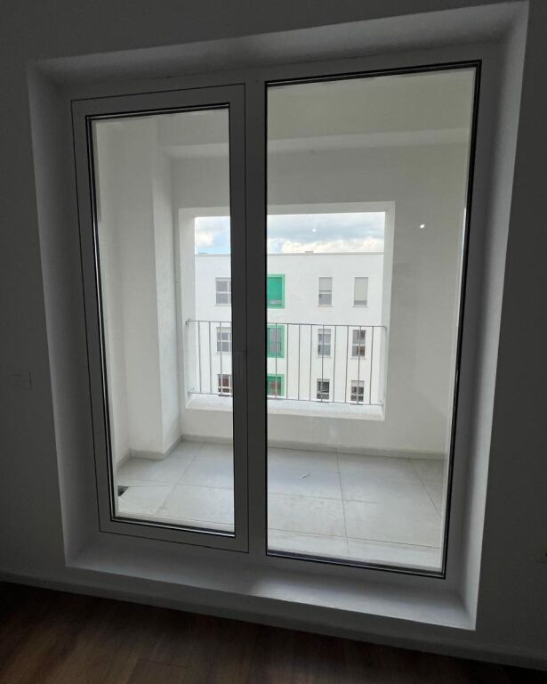 Shitet Apartament - Ali Demi