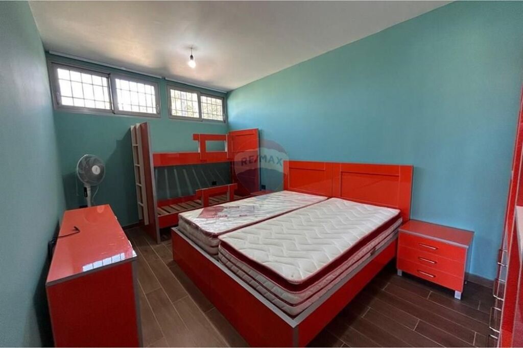 🏡 Apartament 1+1 me Qira – Rruga Reshat Osmani, Vlorë