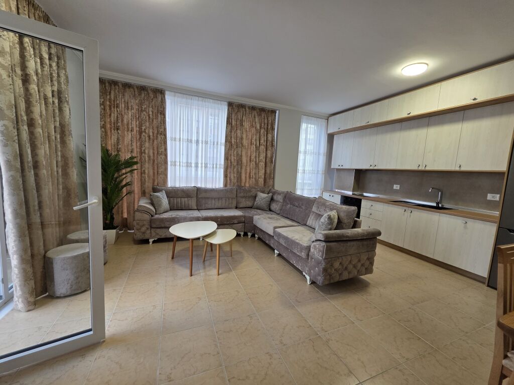 Bulevardi Ri Apartment 2+1+2 + Two Parking Spaces For Rent