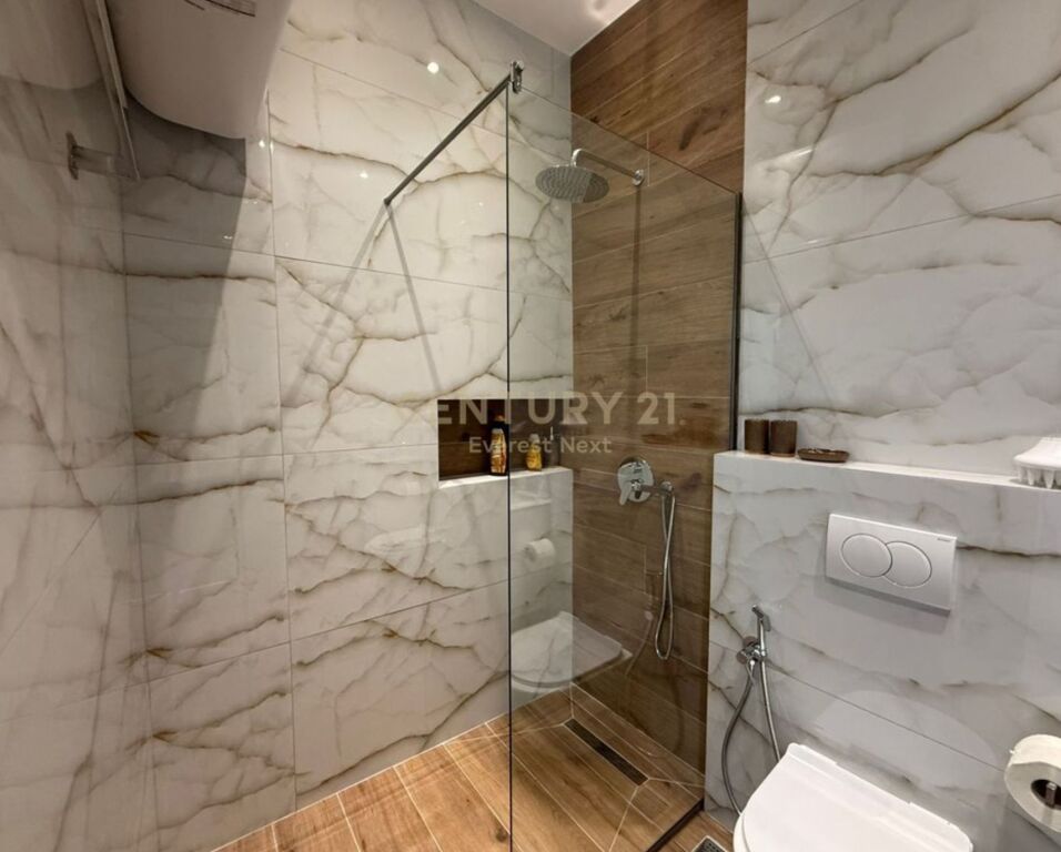 Jepet me Qera Apartament 1+1