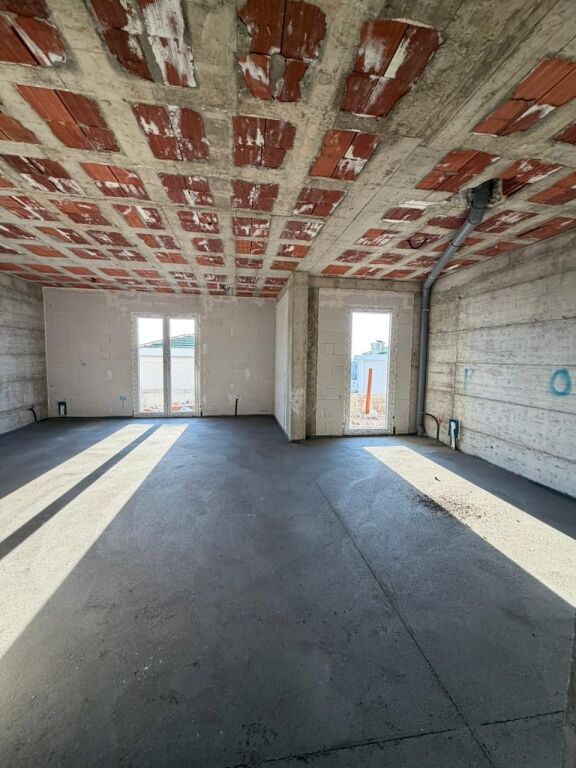 Shitet Vilë –  Rolling Hills Residences, Liqeni i Farkës | Super Cmim - 700.000€