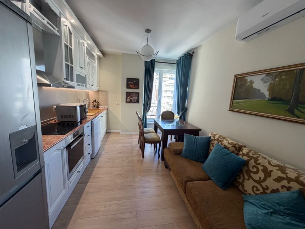 In affitto 1+1 Lion Park Via Elbasan 600€