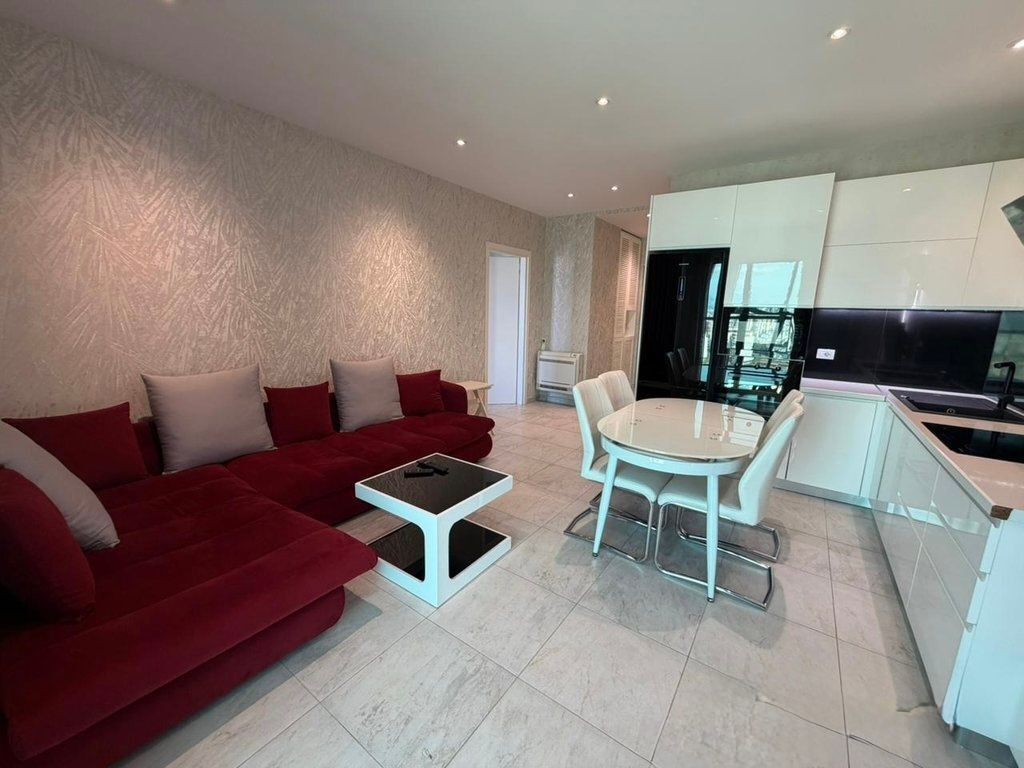 Appartamento 2+1 in affitto a Ambasador 3