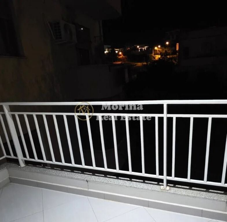 Qera | Shtëpi private 1 + 1 | Rruga e Elbasanit | 450 €/muaj