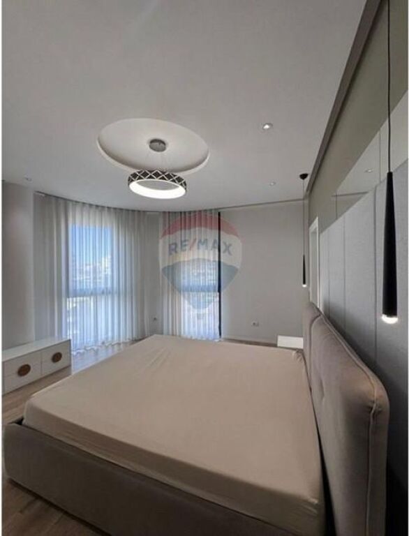 , APARTAMENT 2+1+2 PËR QIRA MYSLYM SHYRI