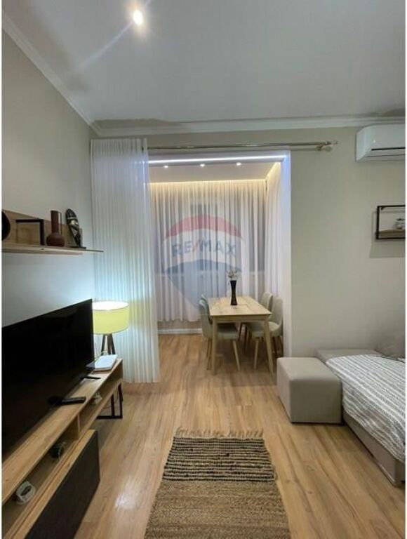 Appartamento 1+1 in affitto in Via Kavaja!