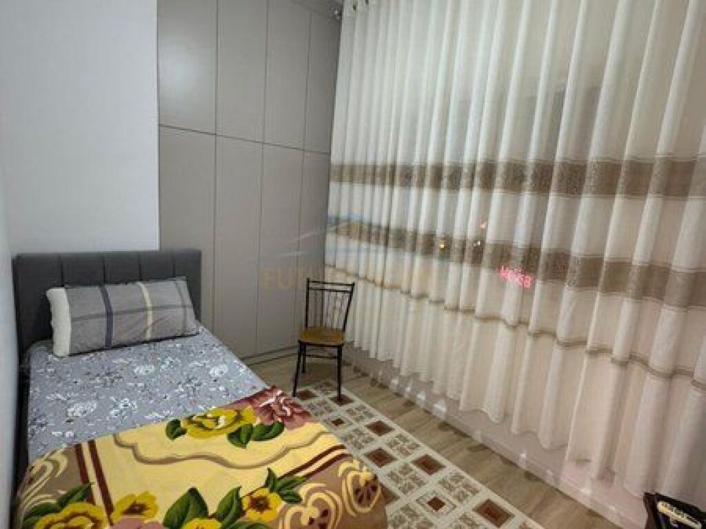 Shitet, Apartament 2+1, Fresk, Tiranë.