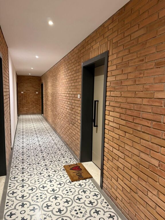 Disponojme apartament 1+1 per qera tek Kompleksi Golden Park,Rruga e Kavajes.