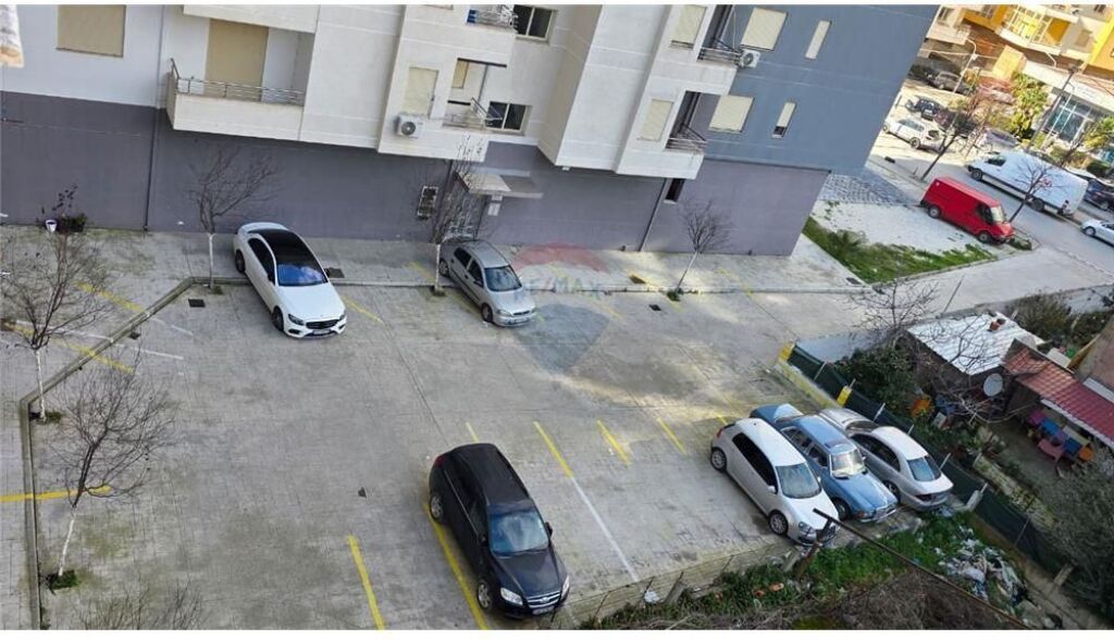 🏡 Studio – Për Qira | Lungomare, Vlorë | 100 m nga deti 🌊