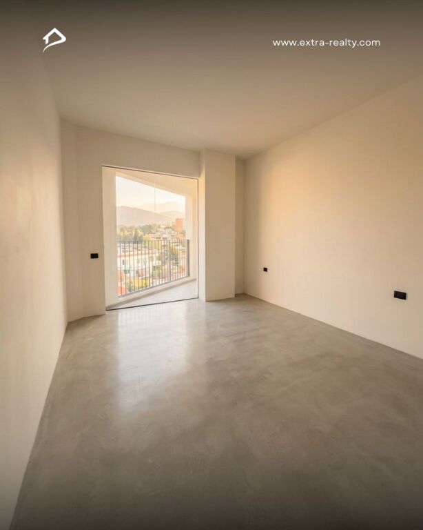 In vendita 2+1+2 – Via Elbasan (Vicino alla Scuola Economica)