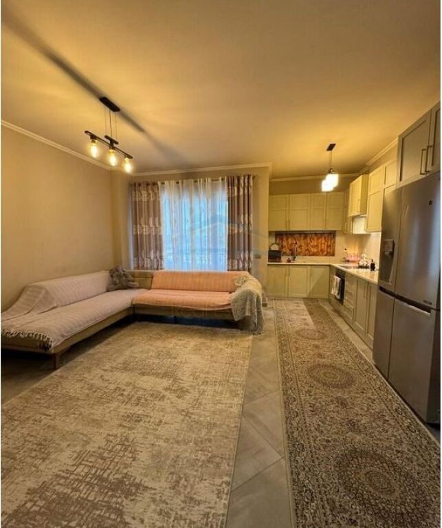 Shitet,Apartament 2+1+2, Kompleksi Tower Bridge,Rruga e Dibres.