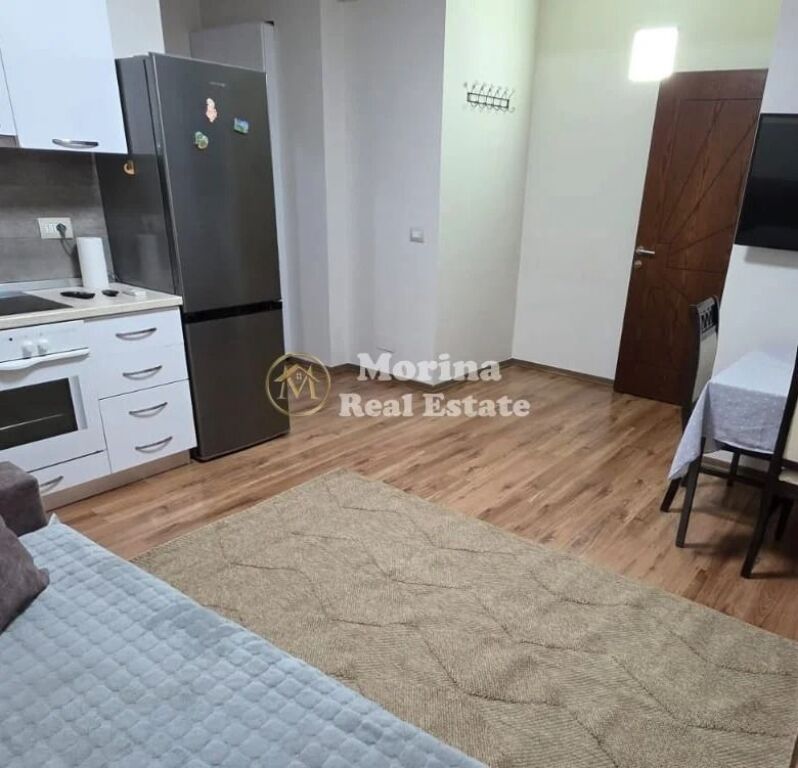 Qera | Shtëpi private 1 + 1 | Rruga e Elbasanit | 450 €/muaj