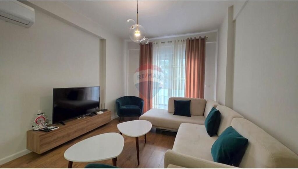 🏡 Apartment 1+1 for Rent – Aleksandër Moisiu Street, Vlora