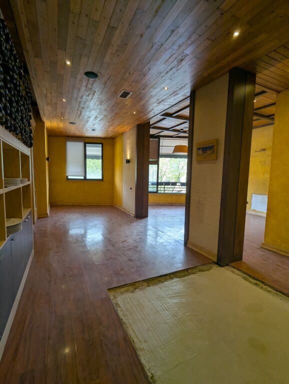 Service unit Don Bosko for rent 1000 leke Net / per month!