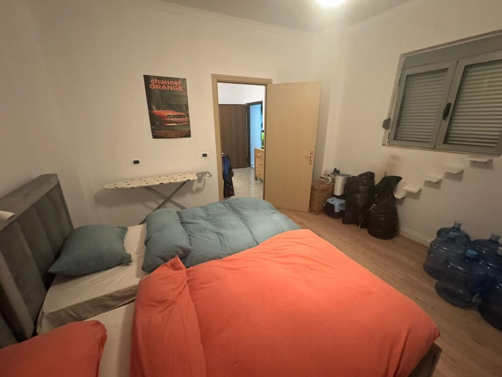 VILË 2 KATËSHE PËR QERA - RR. RIZA CEROVA