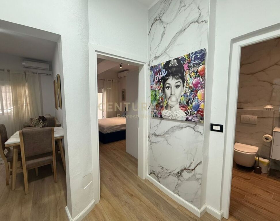 Jepet me Qera Apartament 1+1