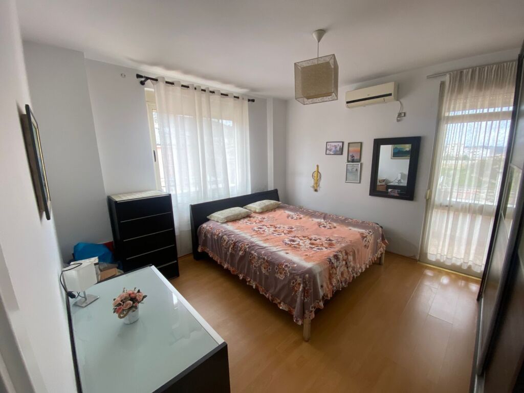 Apartament 2+1 + 3 ballkone te Eleonora