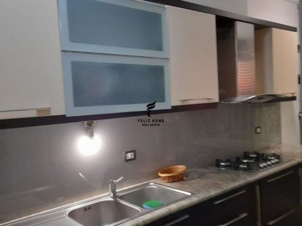 APARTAMENT ME QERA 2+1 QYTETI STUDENT 500 EURO FH-66962