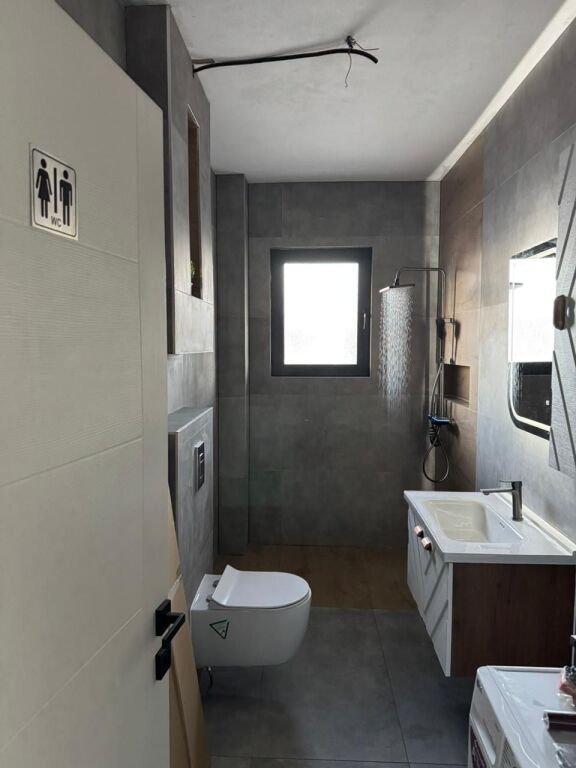 Jepet me Qera Apartament 1+1+Ballkon ne Kamez