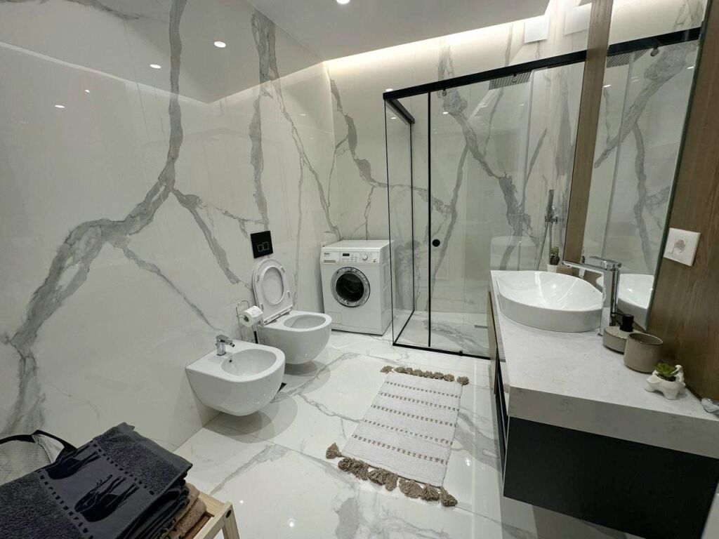 Me Qira: ✨️Super Apt 2+1(+2 Bllkn)📍Selvia- Kompl. Halili, perballe | Pallat i Ri V.2020| 890€/Muaj 🔥