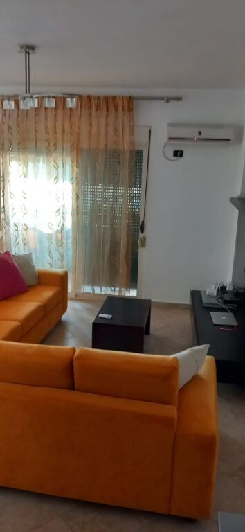 Jepet  me qera apartament  1+1 Golem. PERBALLE  hotel Hepidan