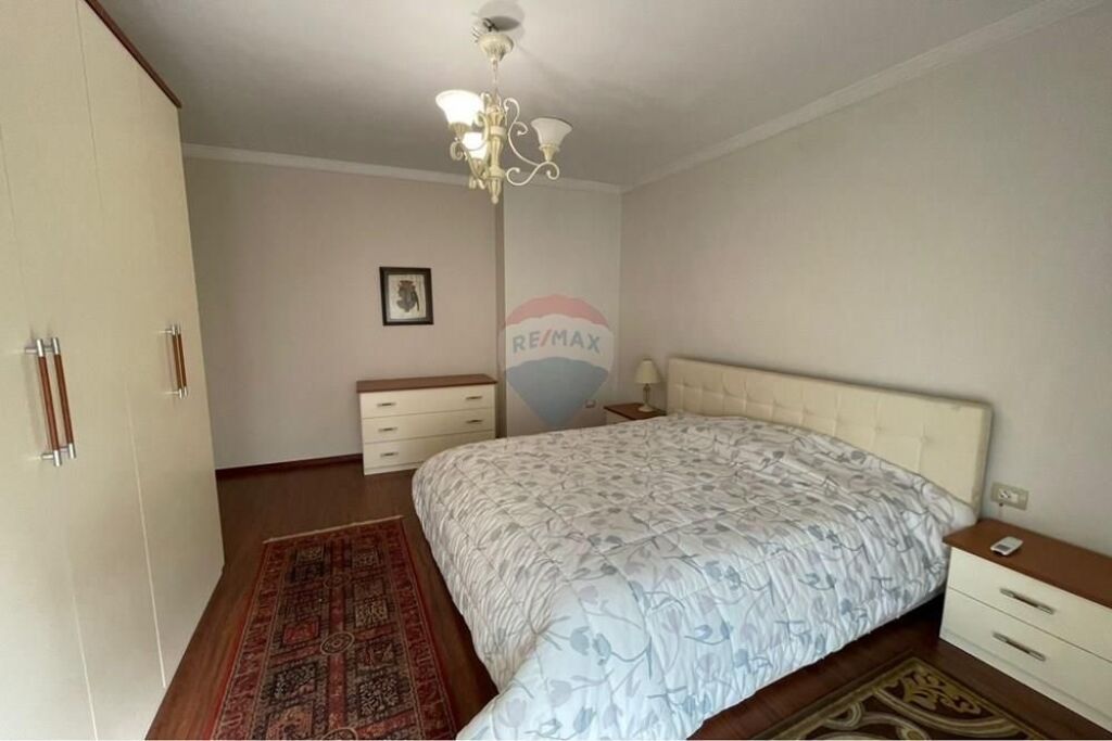 Appartamento - In Vendita - Giardino Zoologico, Tirana