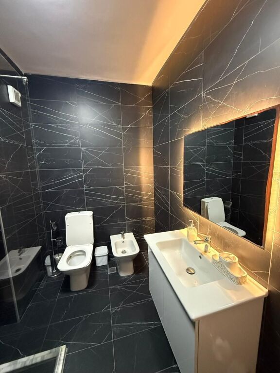 Apartament modern 2+1+2 me qira – Ish Parku i Autobuzave !