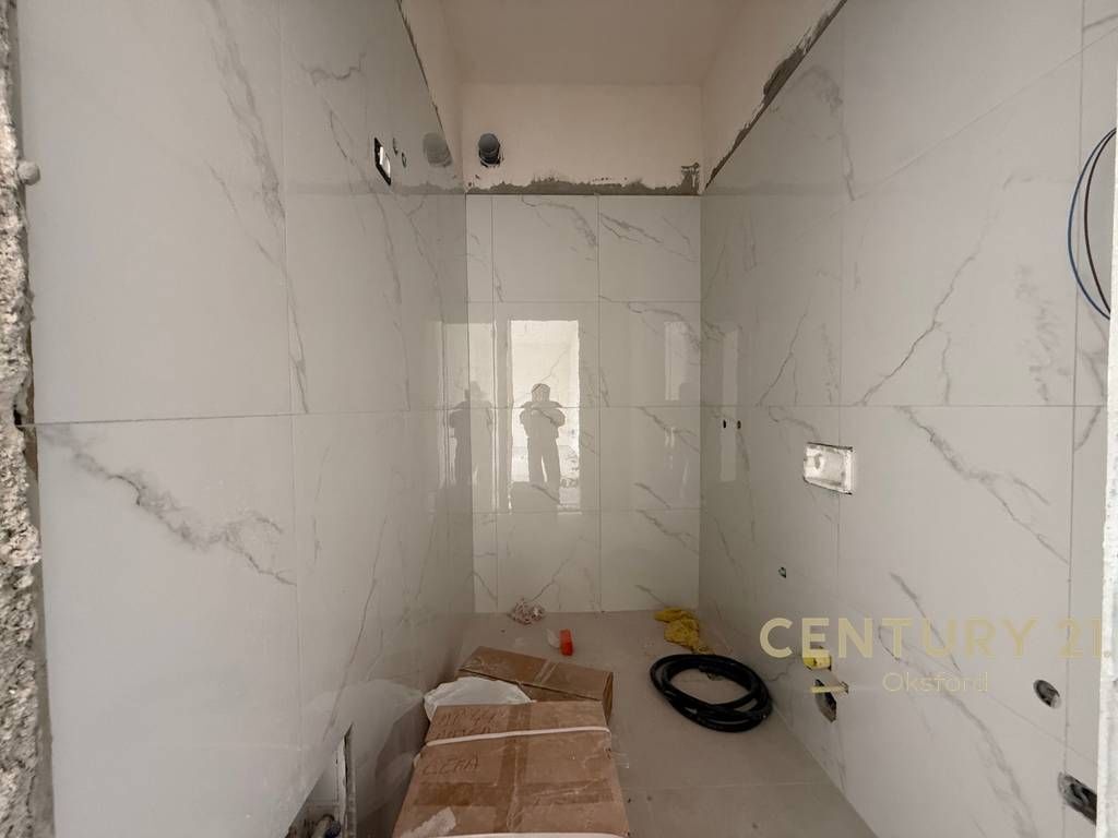 SHESIM APARTAMENT 1+1,TEK ISH FUSHA E AVIACIONIT!