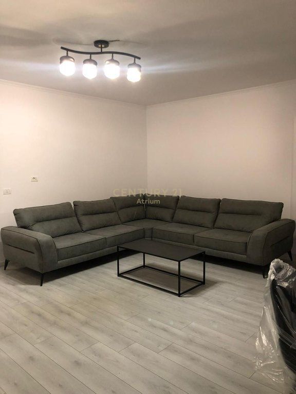 JEPET ME QIRA APARTAMENT 2 + 1 NE FRESK !