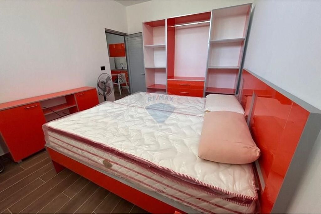 🏡 Apartament 1+1 me Qira – Rruga Reshat Osmani, Vlorë