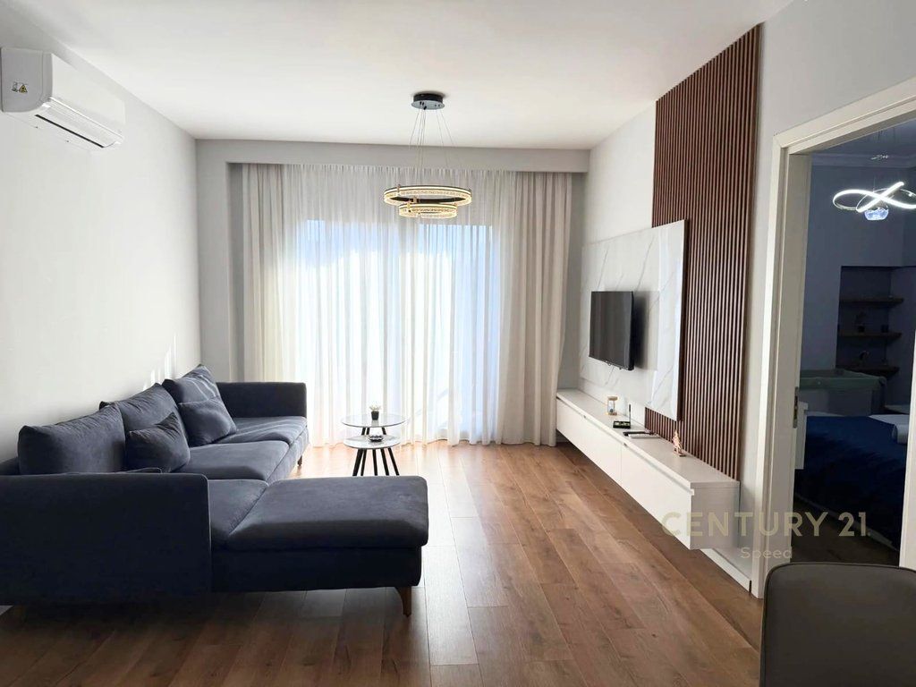 Apartament 1+1 me Post Parkimi për Qira tek Shkolla e Kuqe!