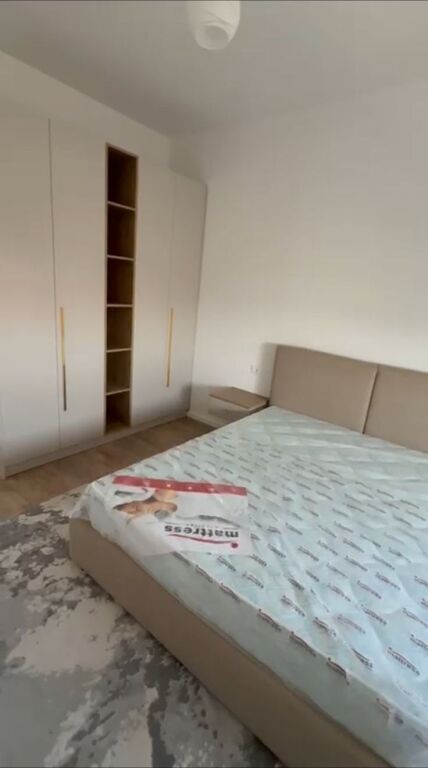 Apartament me qera 1+1