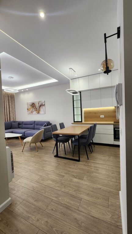 Apartament 1+1 te rruga  e Kosovareve