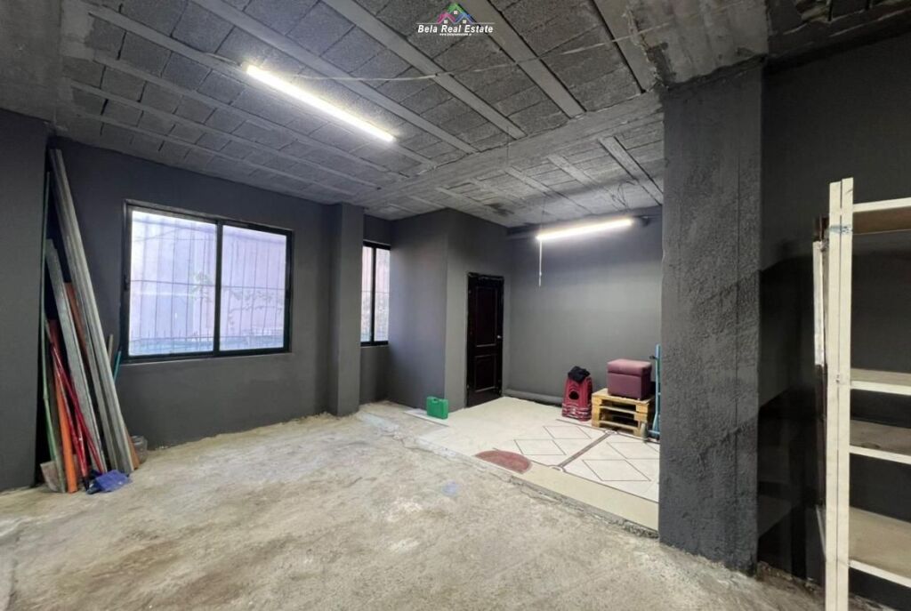 Magazzino In Affitto A Laprake ( ID BM293) Tirana