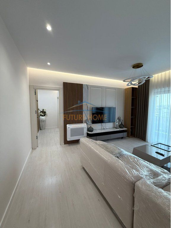 Rent, Apartment 1+1+Parking space, Odhise Paskali Street, Tirana.