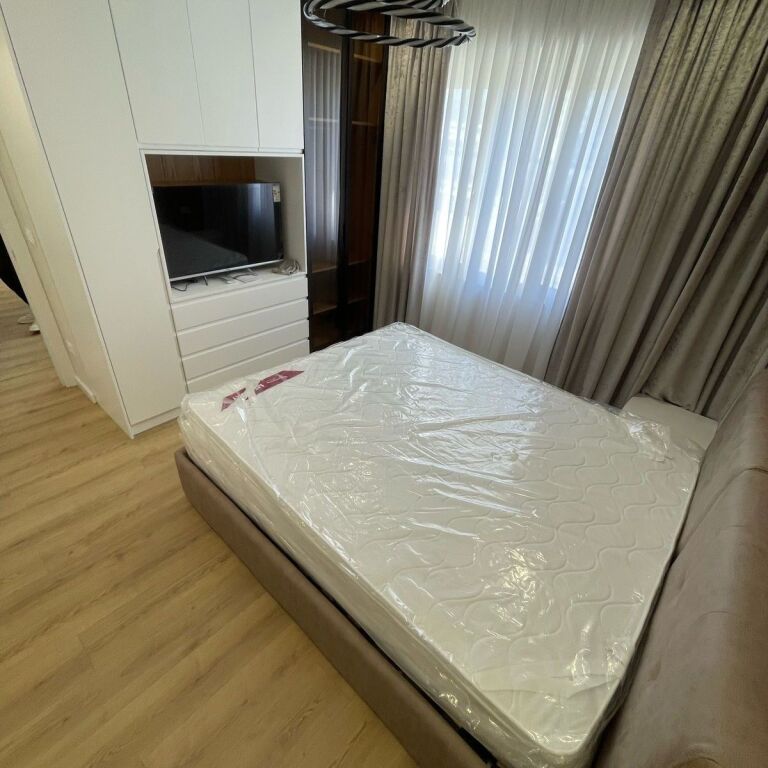 🏡 Apartament 1+1 + 🅿️me Qira – Bulevardi i Ri (Rr. Karl Gega) 📍