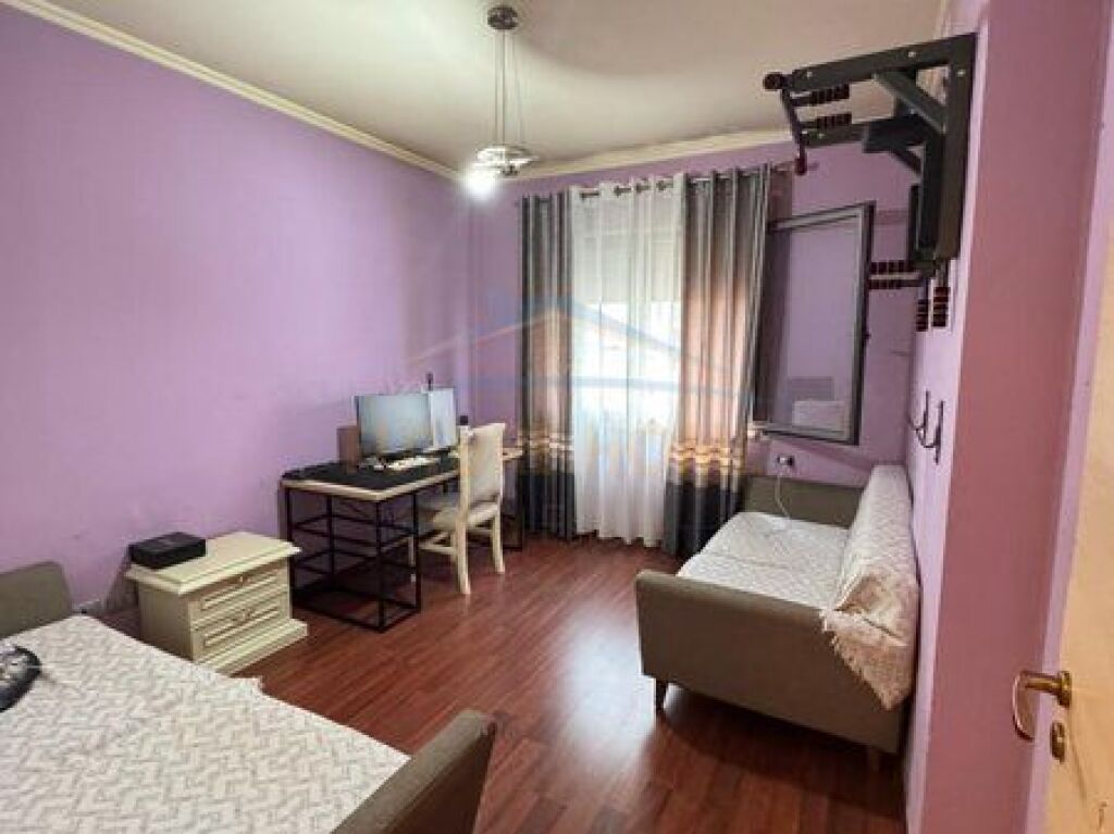 In vendita, Appartamento 2+1+2, Complesso Tower Bridge, Via Dibra.