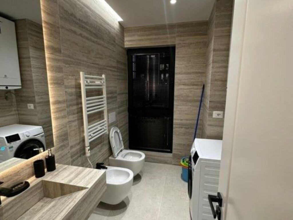 APARTMENT FOR RENT 2+1+2 KAVAJES STREET 180,000 LEKE FH-66784