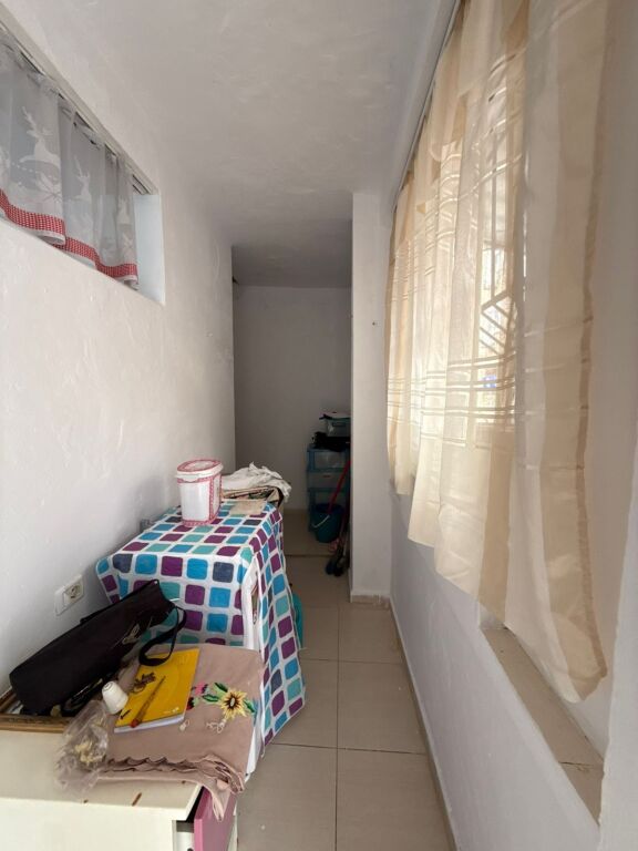 Apartament 2+1 me qera tek Ish Parku