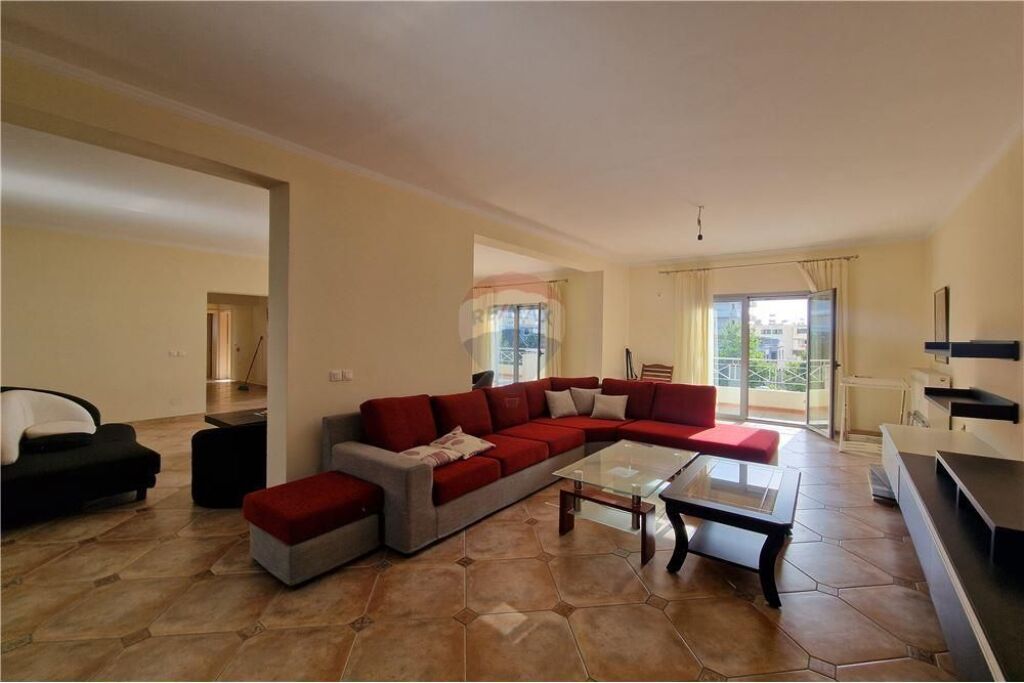 Okazion 950€/m2 Apartament ne shitje,Vlore