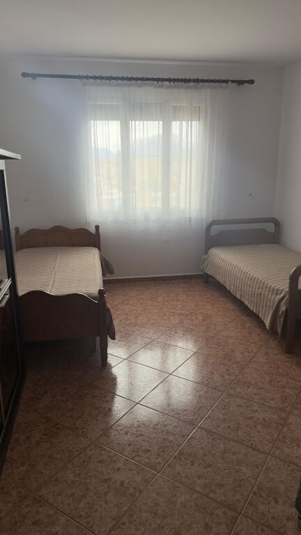 In Affitto Appartamento 2+1+1 Balcone