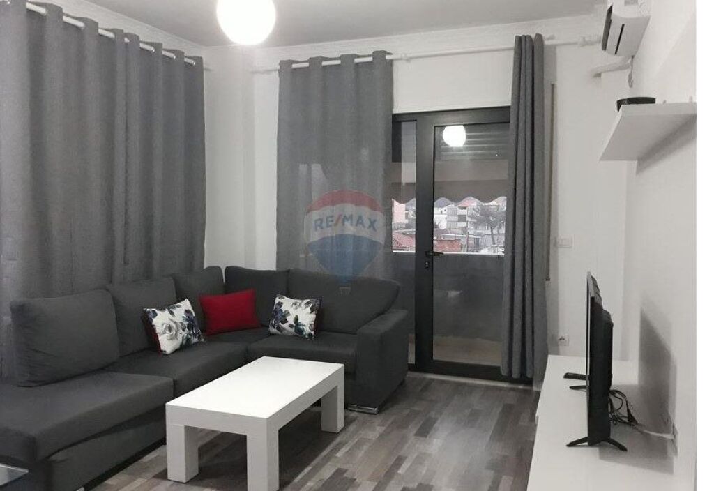 Appartamento 2+1- In Affitto - Via Ali Demi, Tirana ID: 530201003-699