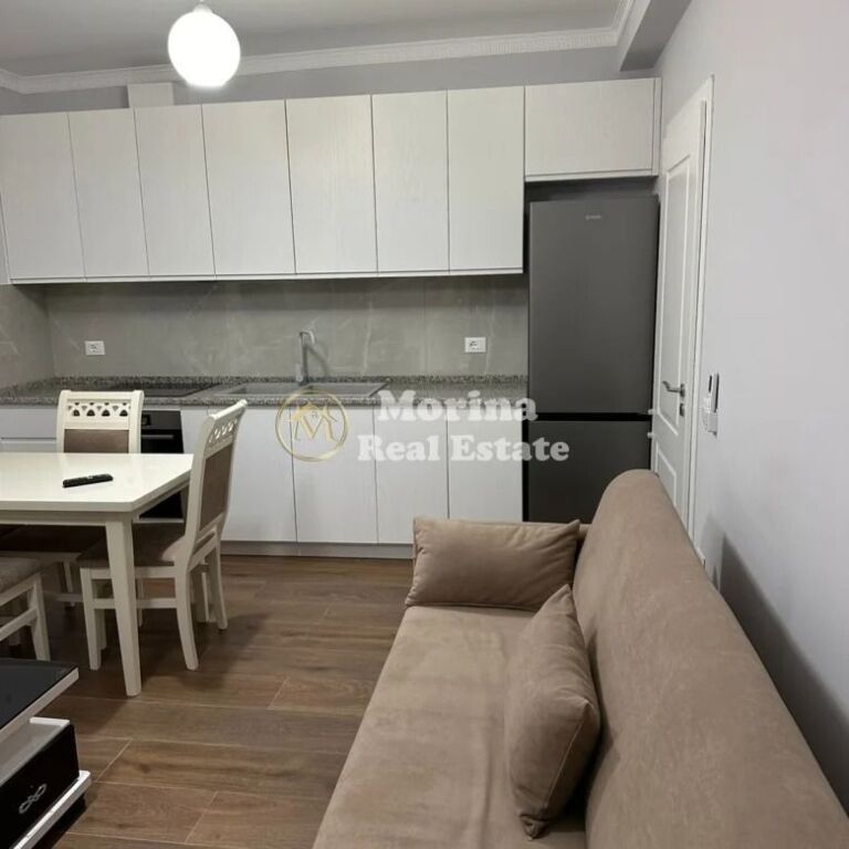 Affitto | Appartamento 1 + 1 | Astir | 400 €/mese