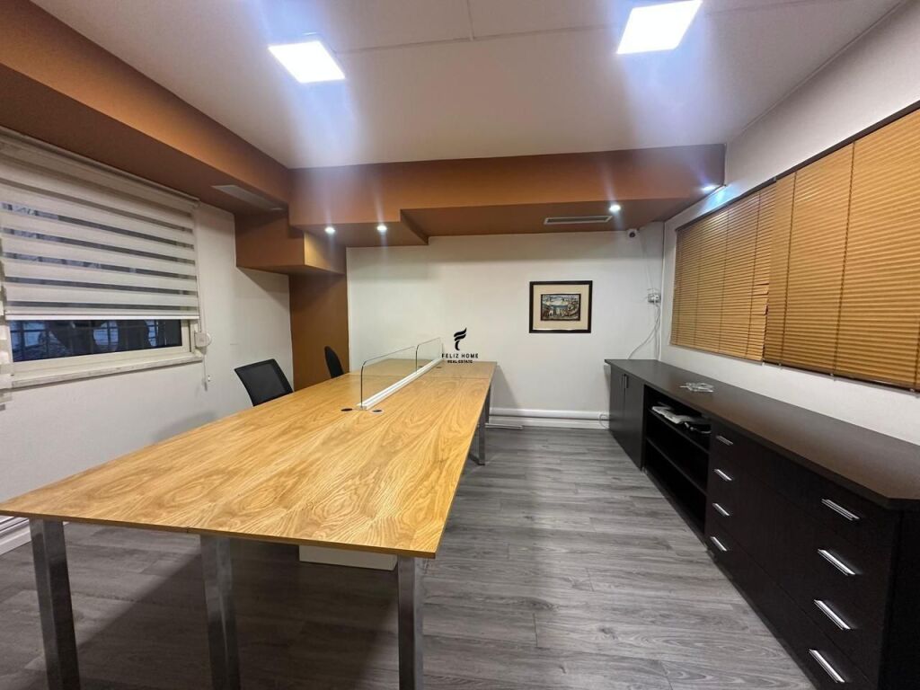 SHITET ZYRE 200 M2 BLLOKU 1.000.000 EURO FH-66823