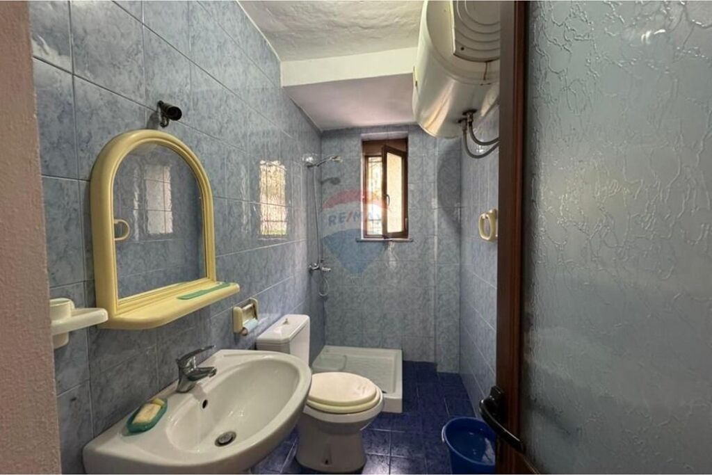 Ufficio in Affitto, Via Muhamet Gjollesha