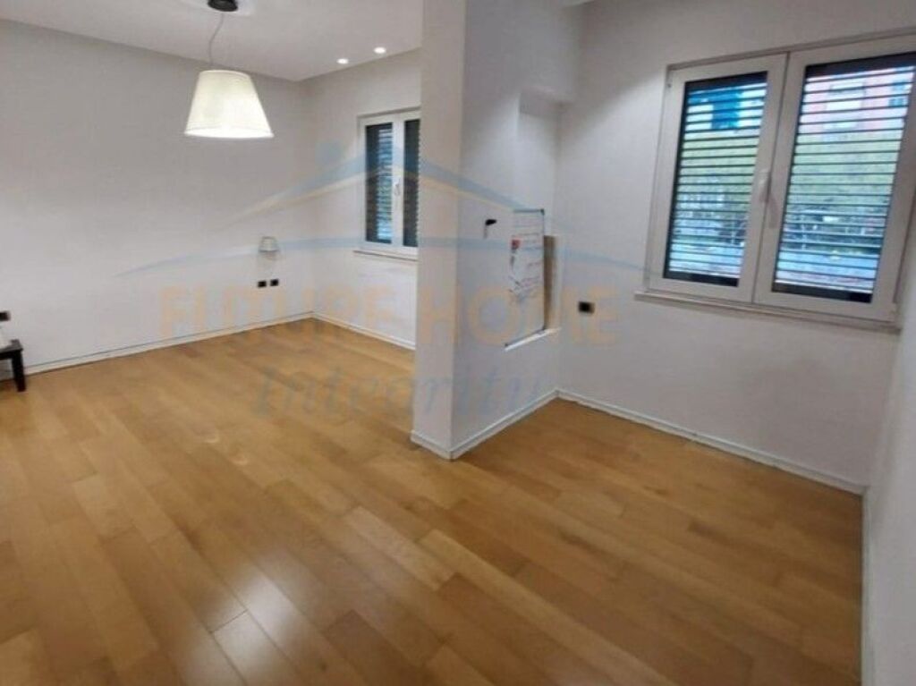 Affitto, Appartamento per Uffici, Blloku, Tirana.