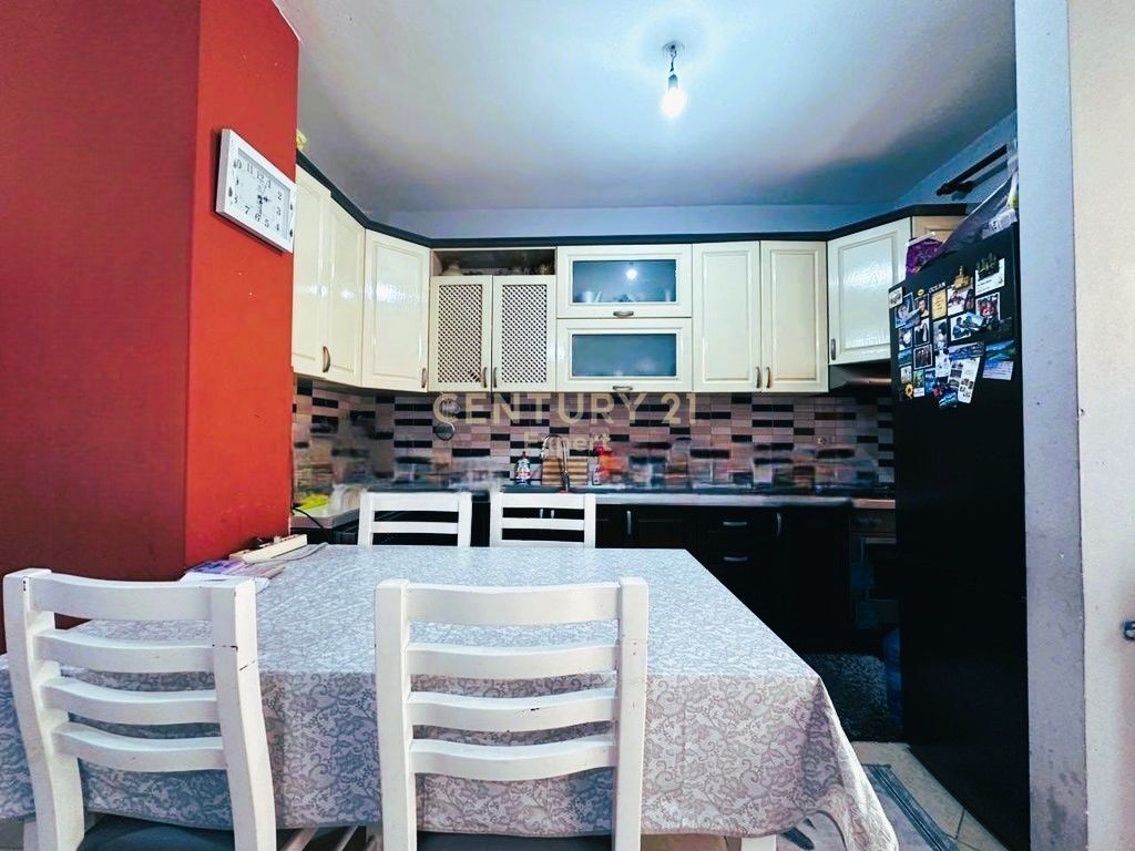 SHITET APARTAMENT 2+1+2 NE YZBERISHT!