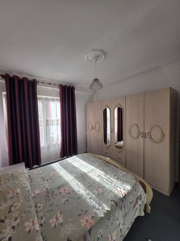 Apartament 2+1 I mobiluar afer wellit me 450€