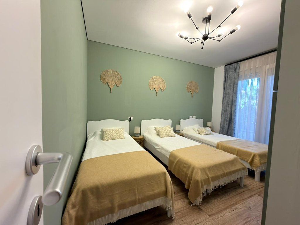 San Pietro Residence, Appartamento 2+1 con cortile privato 203 m²